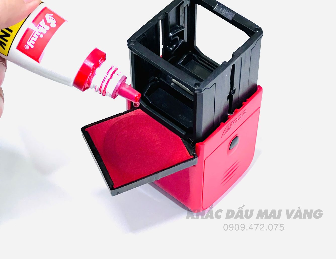 bơm mực cho con dấu